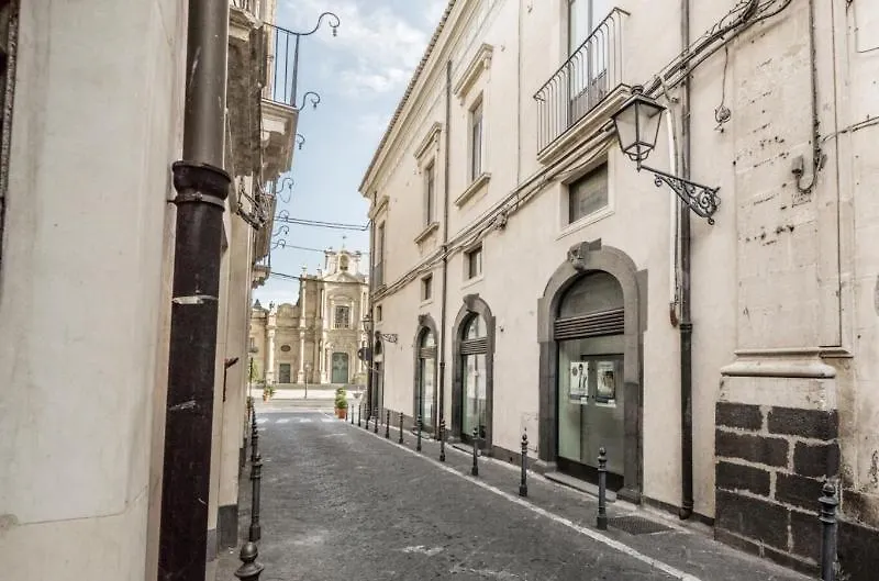 Residenza Cavour Acireale 3*,  Италия